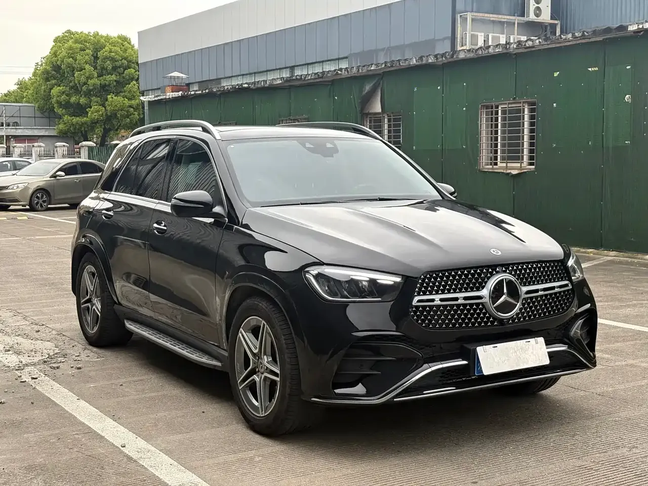 Mercedes-Benz GLE 2024 GLE 450 4MATIC Luxury фото 2
