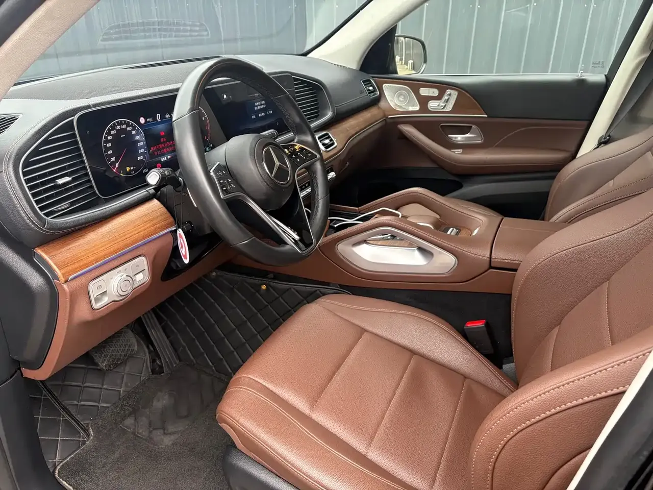 Mercedes-Benz GLE 2024 GLE 450 4MATIC Luxury фото 3