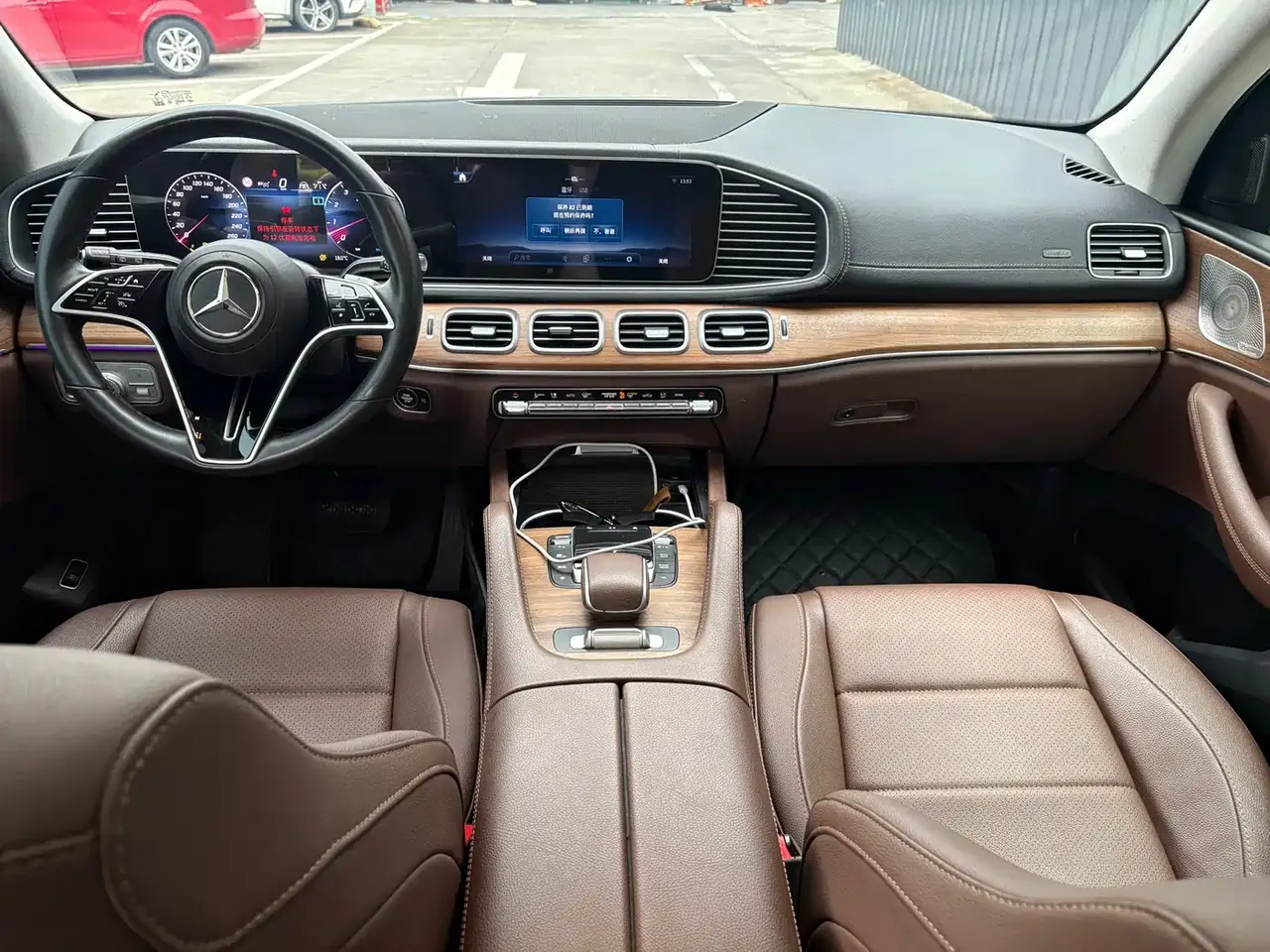 Mercedes-Benz GLE 2024 GLE 450 4MATIC Luxury фото 4