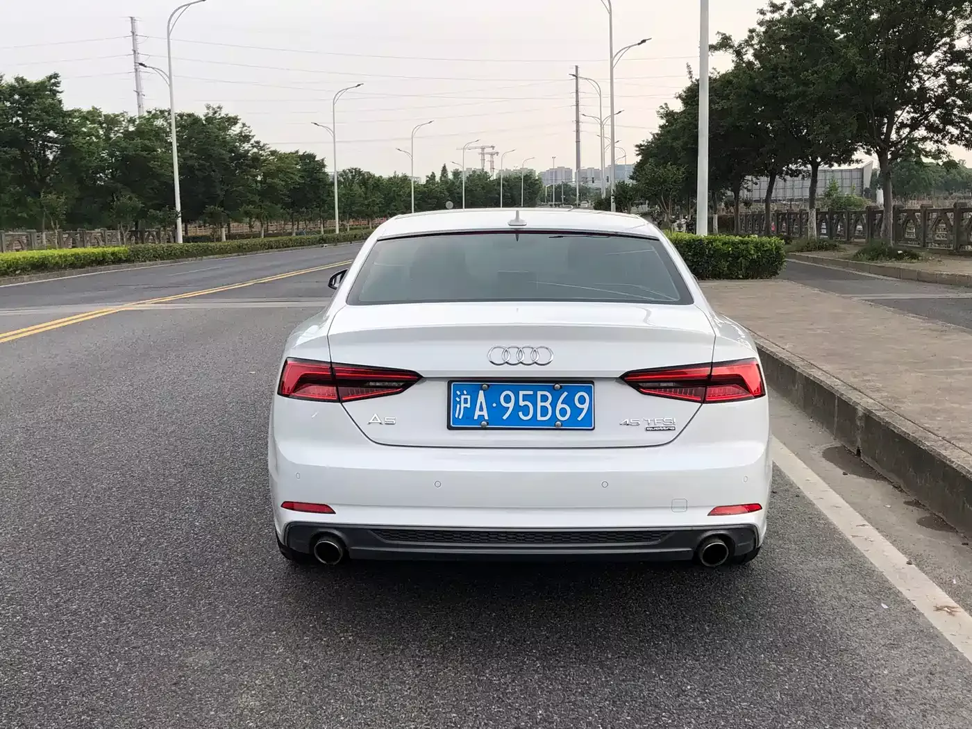 Audi A5 (Import) 2017 Coupe 45 TFSI quattro Sport фото 6