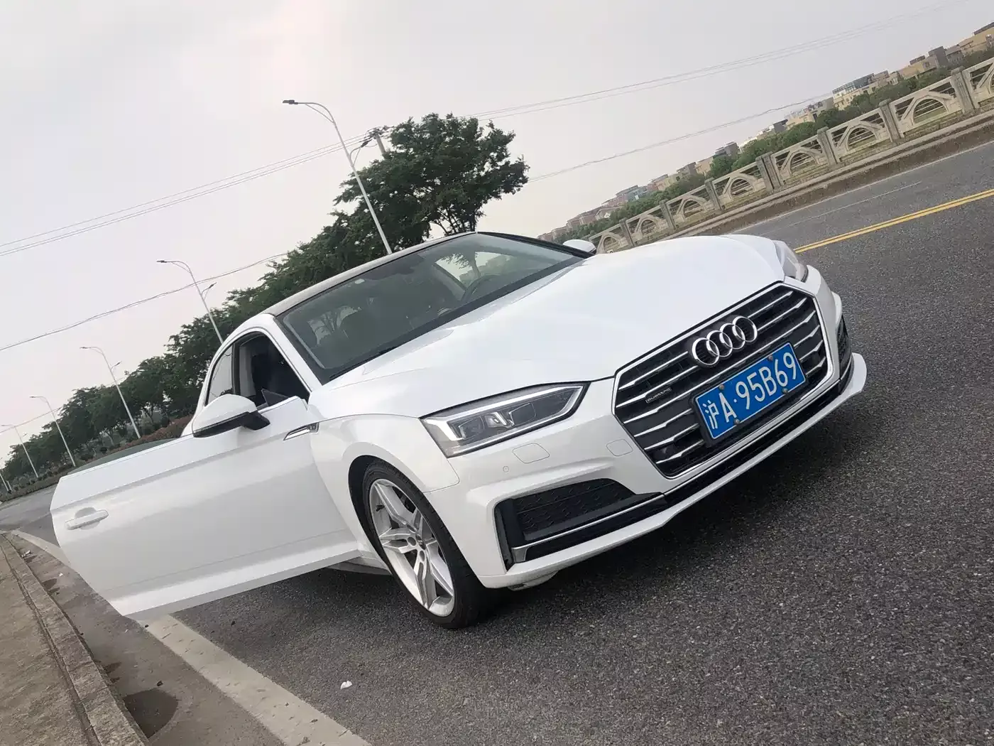 Audi A5 (Import) 2017 Coupe 45 TFSI quattro Sport фото 8