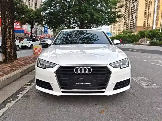 Audi A4L 2017 40 TFSI Progressive фото 2