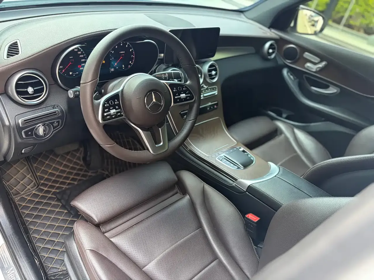 Mercedes-Benz GLC 2020 GLC 300 L 4MATIC Dynamic фото 15
