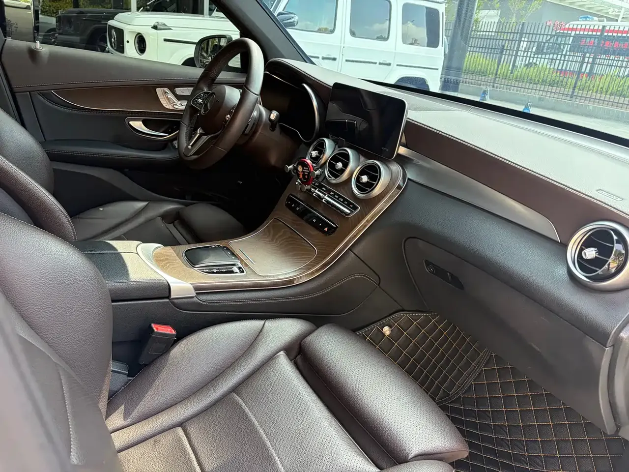 Mercedes-Benz GLC 2020 GLC 300 L 4MATIC Dynamic фото 18