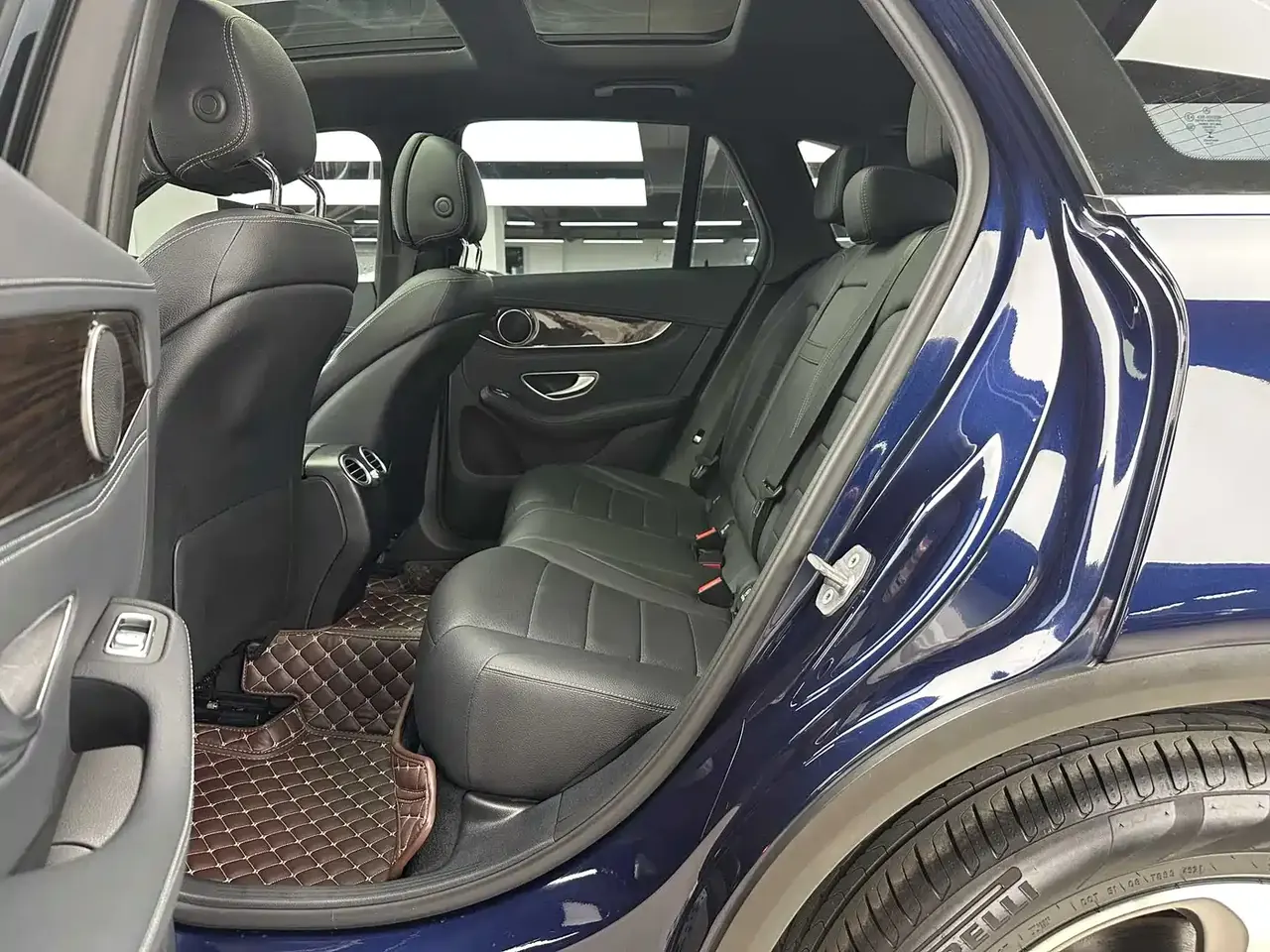 Mercedes-Benz GLC 2017 GLC 260 4MATIC Luxury фото 7