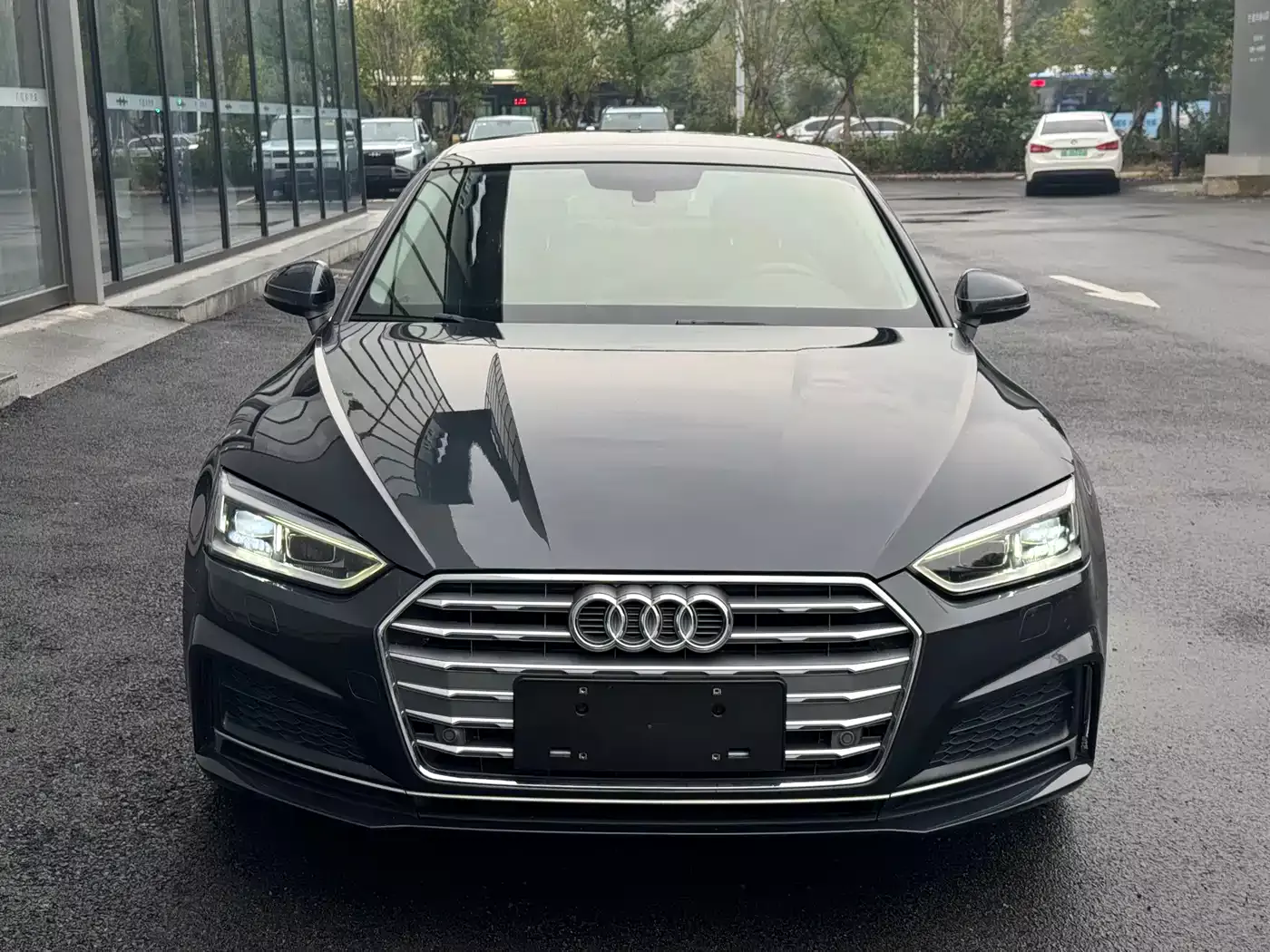 Audi A5 (Import) 2017 Sportback 45 TFSI Fashion фото 2