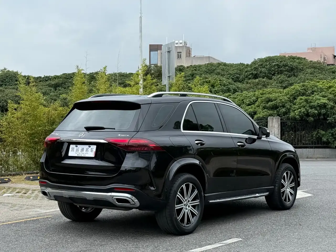 Mercedes-Benz GLE 2025 GLE 350 4MATIC Fashion фото 11
