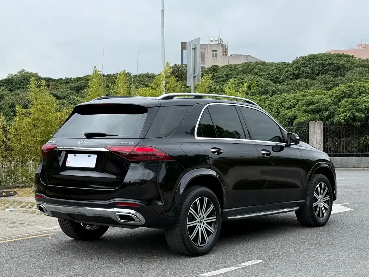 Mercedes-Benz GLE 2025 GLE 350 4MATIC Fashion фото 15