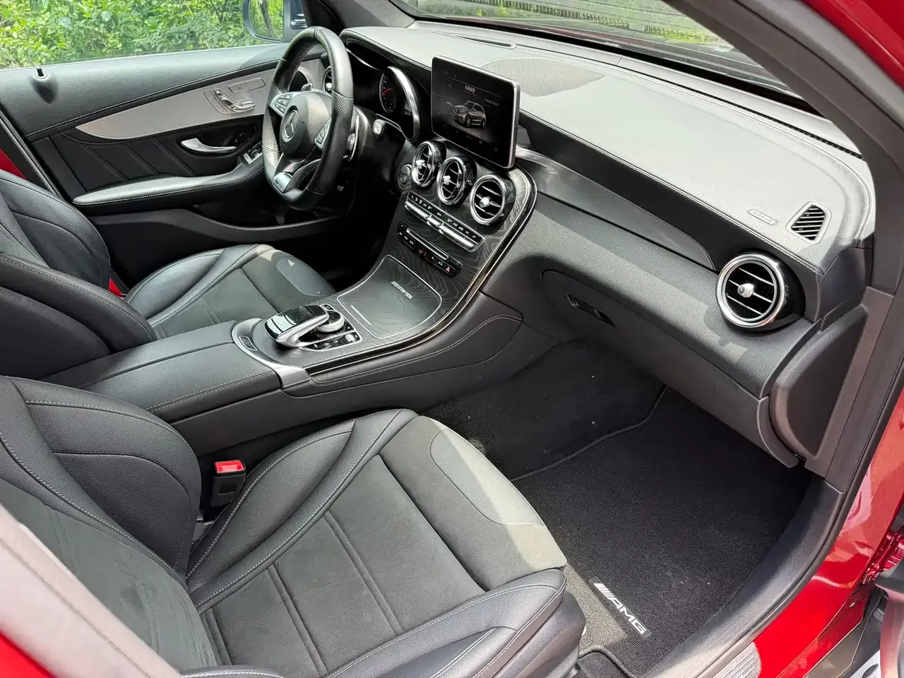 Mercedes-Benz GLC AMG 2018 AMG GLC 63 4MATIC+ фото 6
