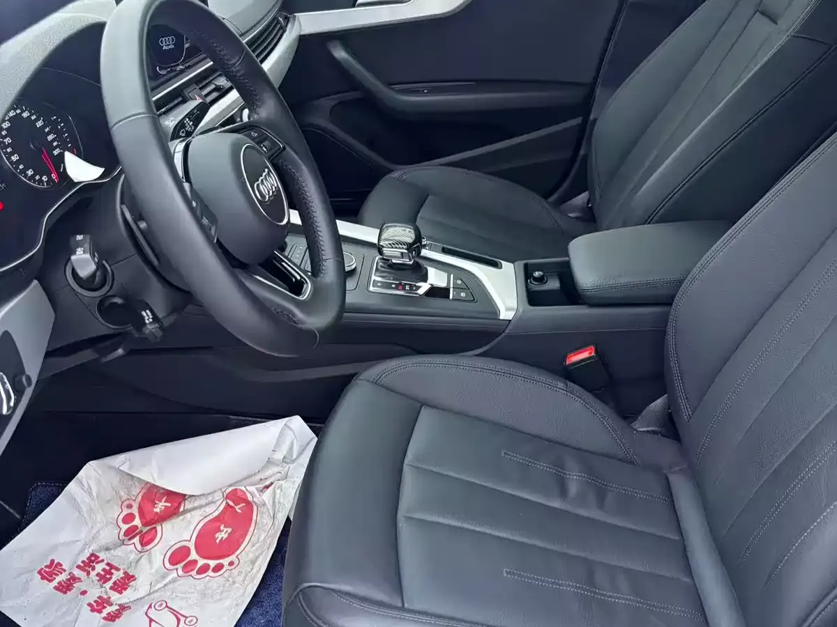 Audi A5 (Import) 2019 Sportback 40 TFSI Fashion фото 8