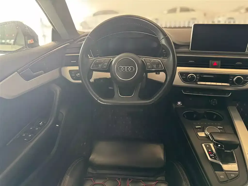 Audi A5 (Import) 2019 Sportback 40 TFSI Fashion фото 14