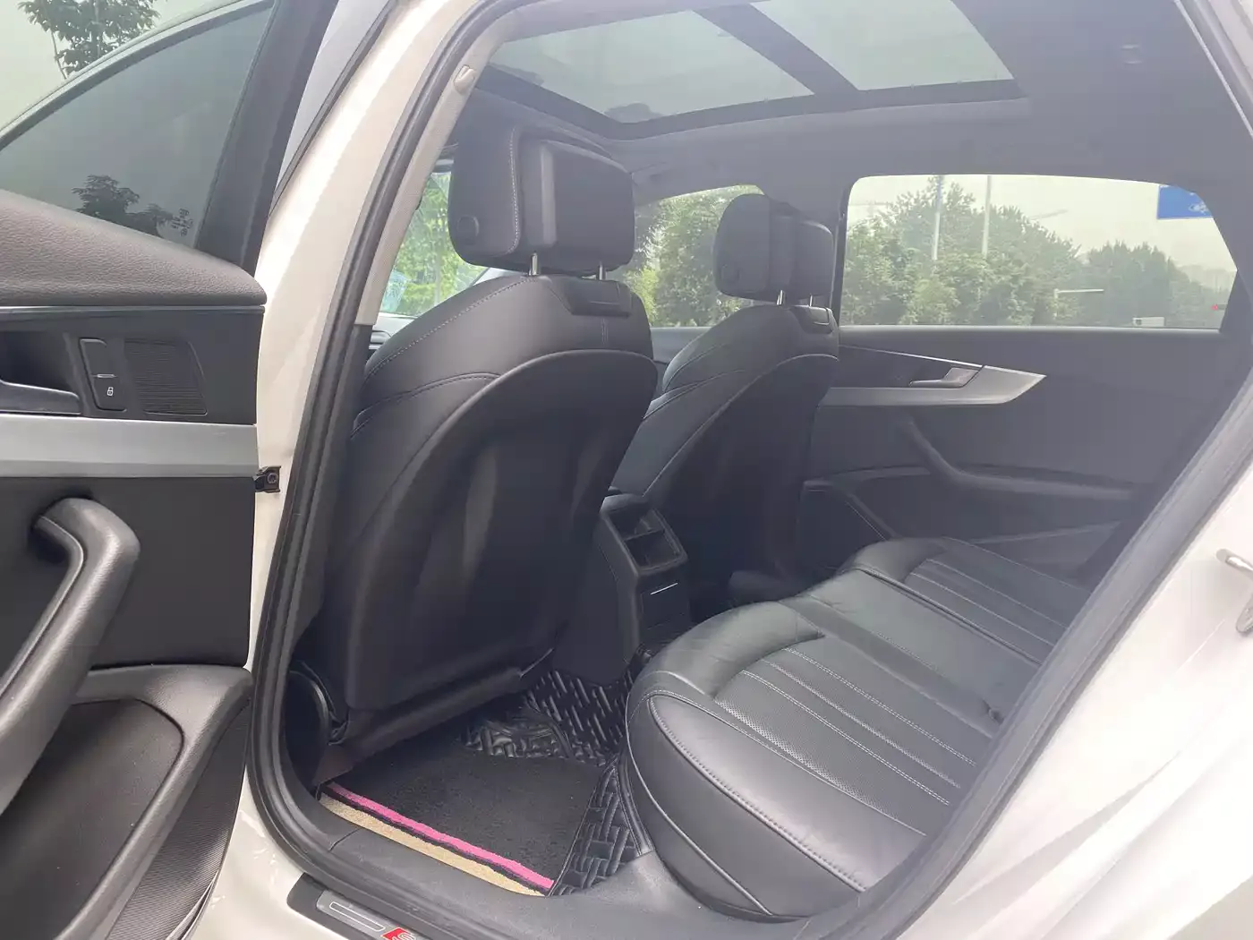 Audi A4L 2020 40 TFSI Fashion Dynamic Edition фото 5