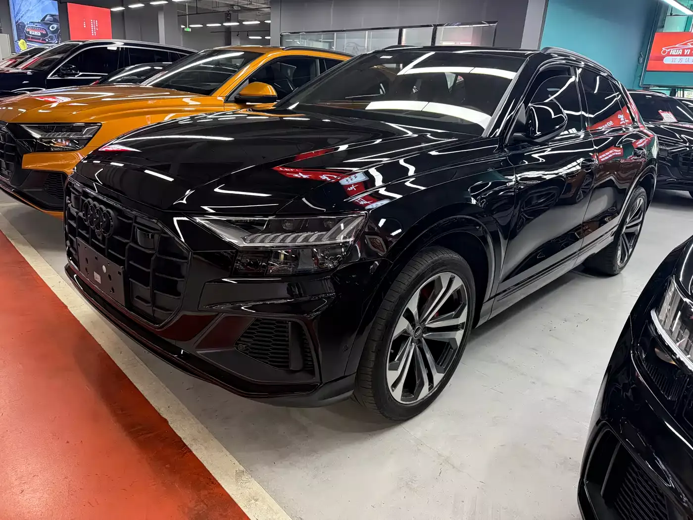 Audi Q8 2022 55 TFSI Exclusive Dynamic