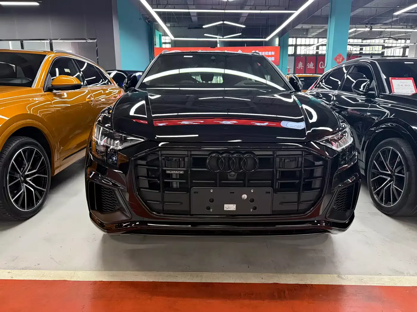 Audi Q8 2022 55 TFSI Exclusive Dynamic фото 2