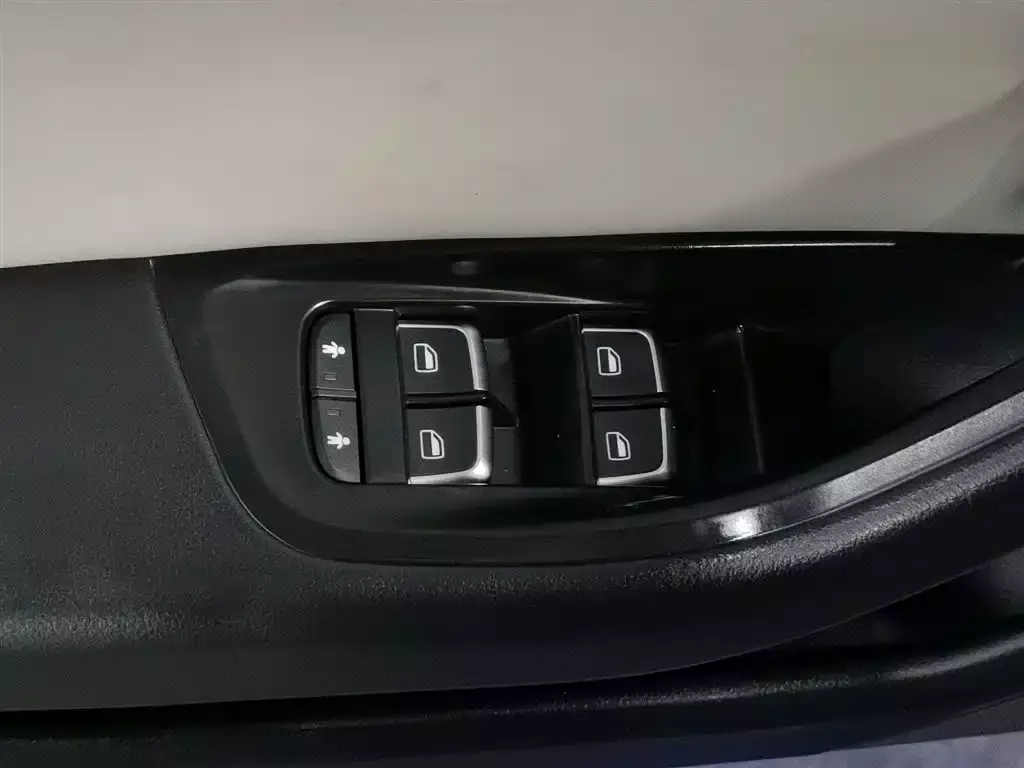 Audi A6L 2016 TFSI Technology фото 9