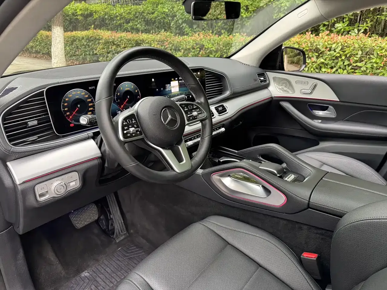 Mercedes-Benz GLE Coupe 2020 GLE 350 4MATIC Coupe SUV Luxury фото 6