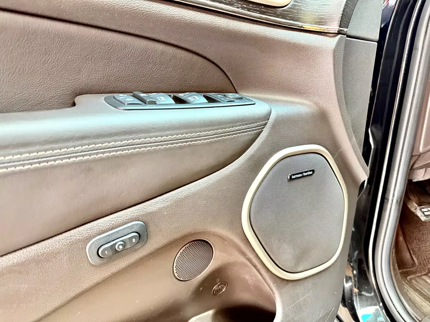 Jeep Grand Cherokee (Import) 2015 3.0L Flagship Prestige Edition фото 9