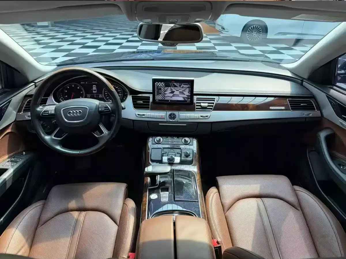 Audi A8 2017 A8L 45 TFSI quattro Leading Elite Edition фото 4