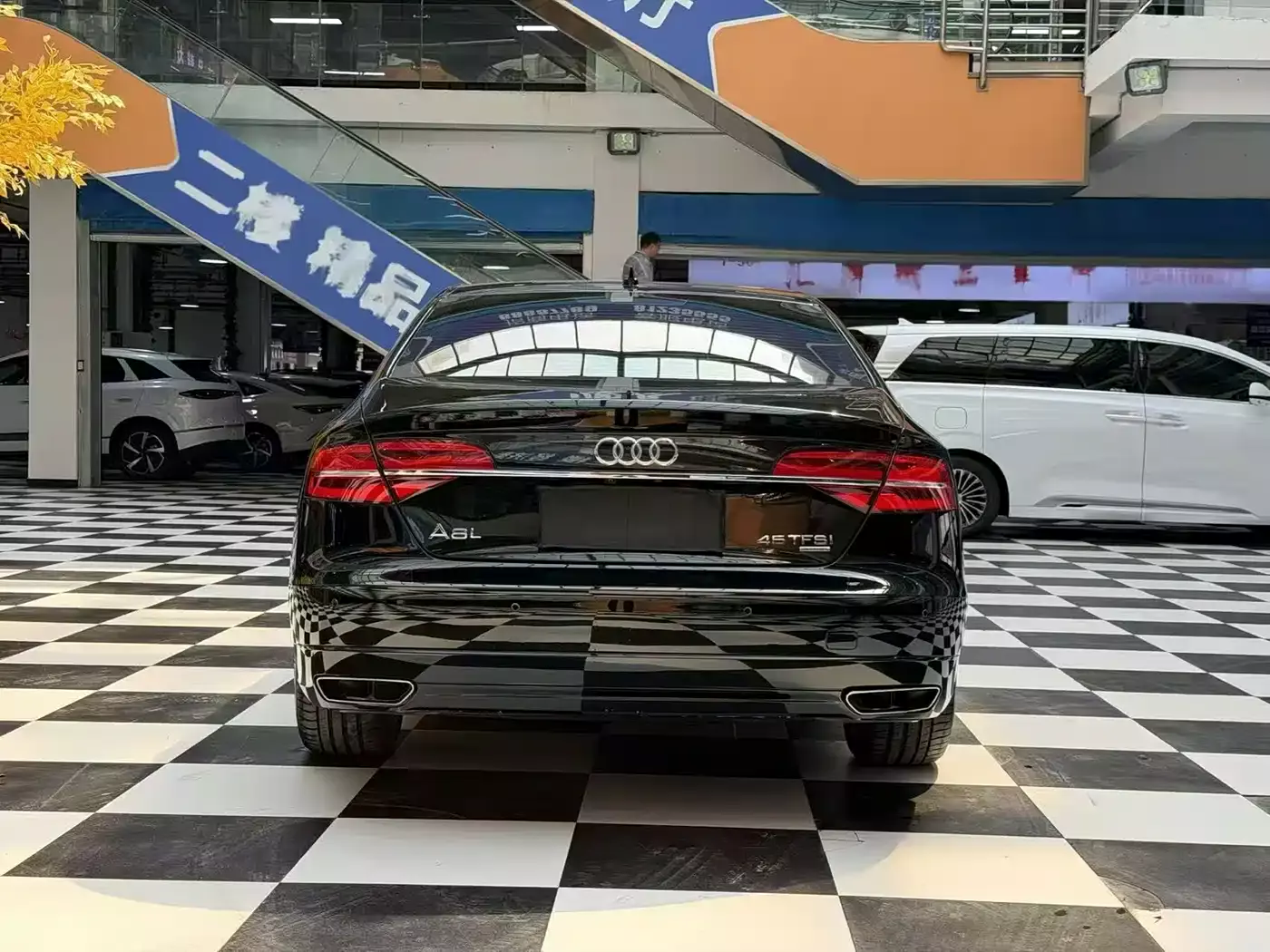 Audi A8 2017 A8L 45 TFSI quattro Leading Elite Edition фото 8