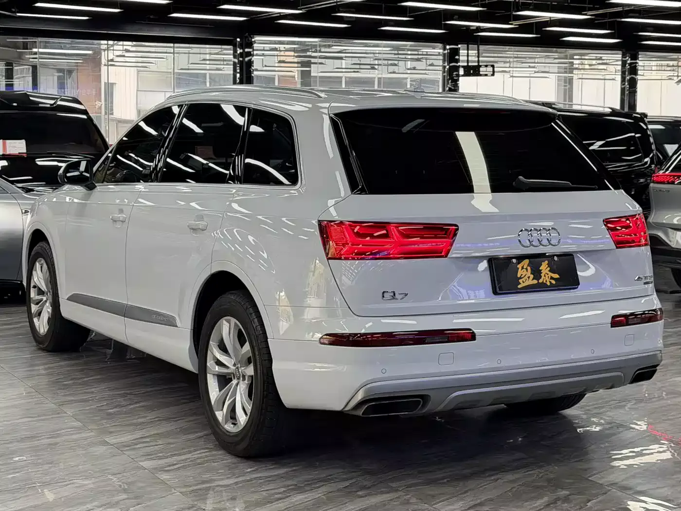 Audi Q7 2019 45 TFSI Comfort фото 5