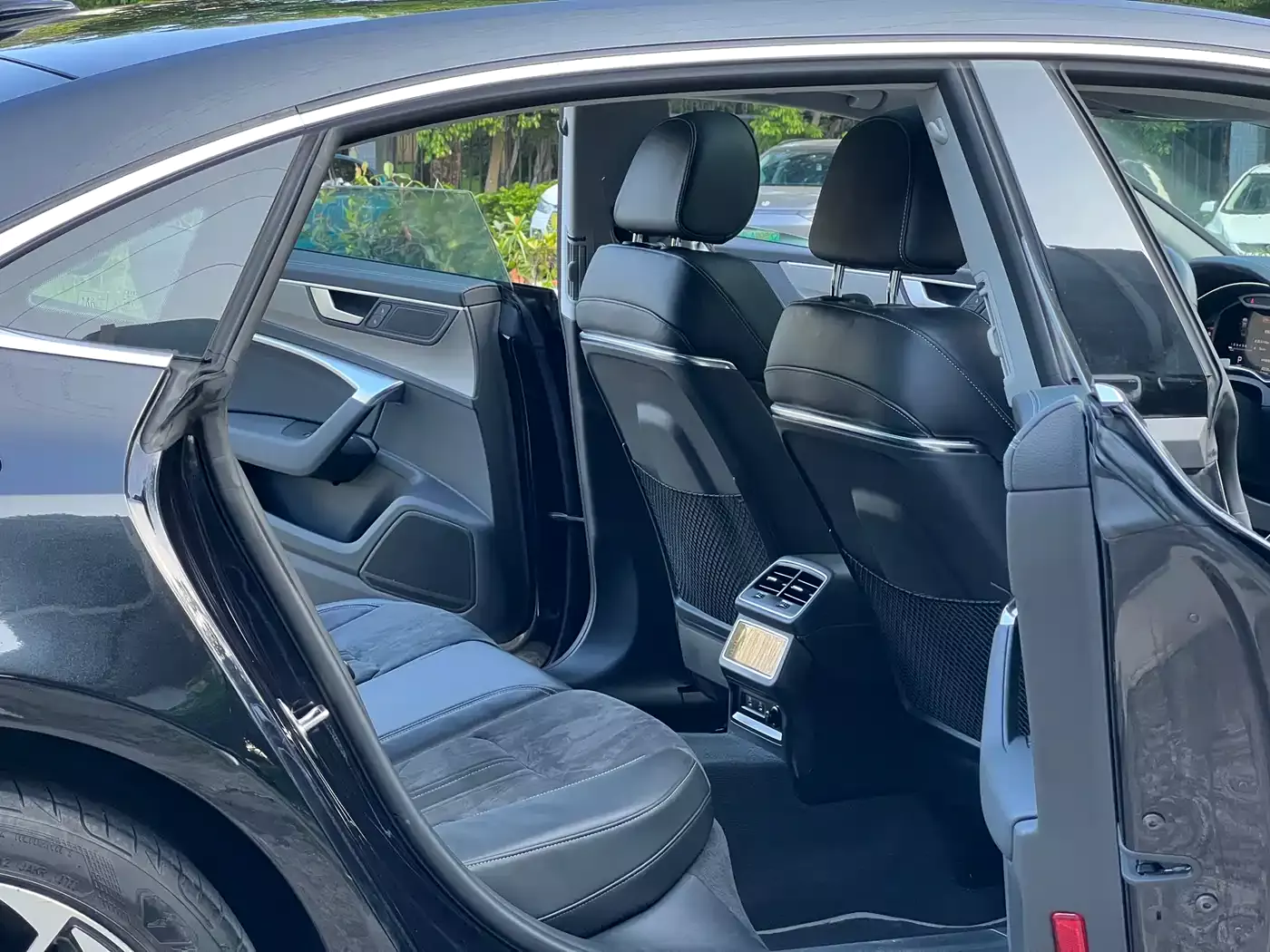 Audi A7L 2022 45 TFSI S-line Youth Dream Edition фото 11