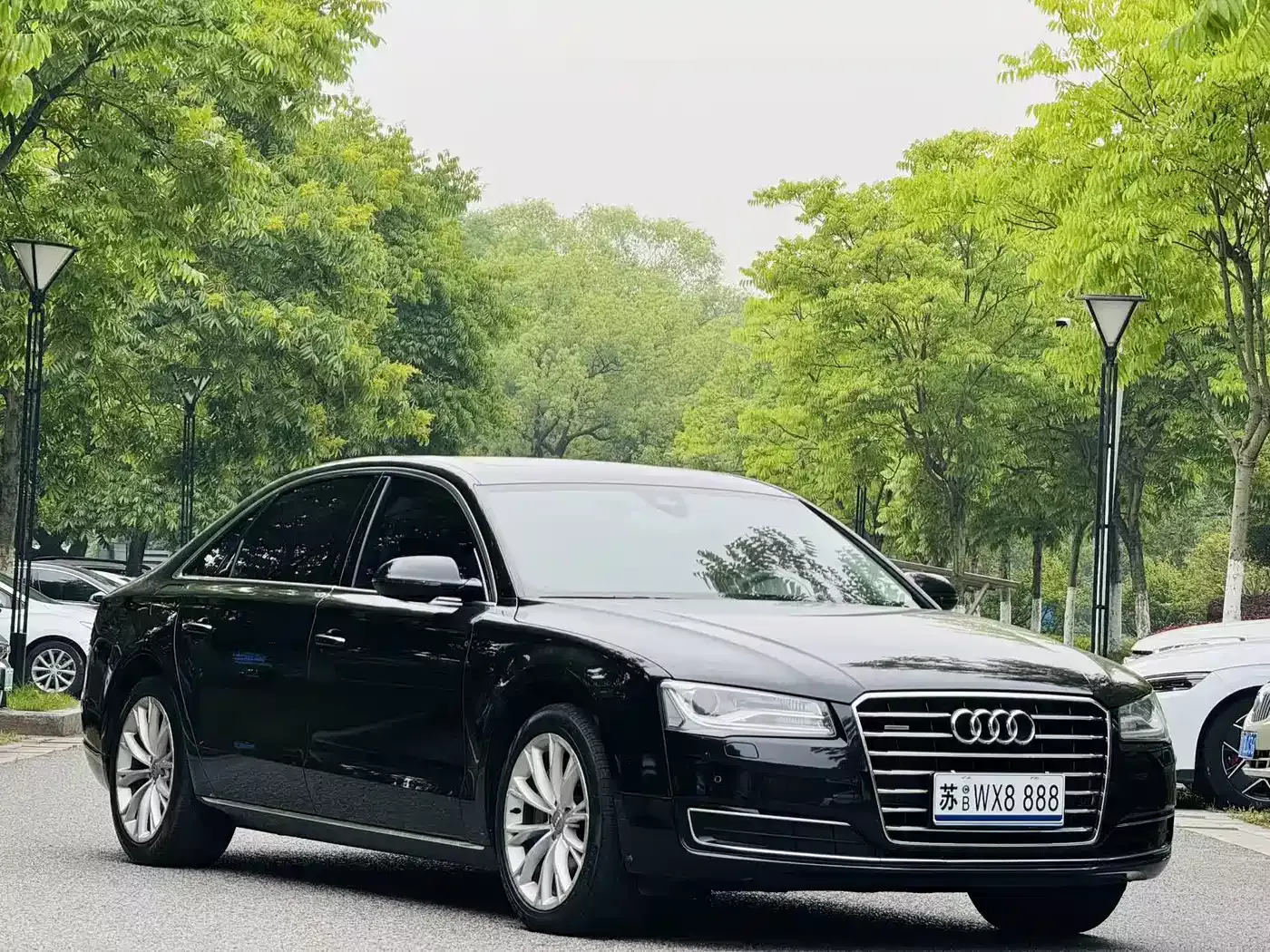 Audi A8 2016 A8L 45 TFSI quattro Fashion фото 3