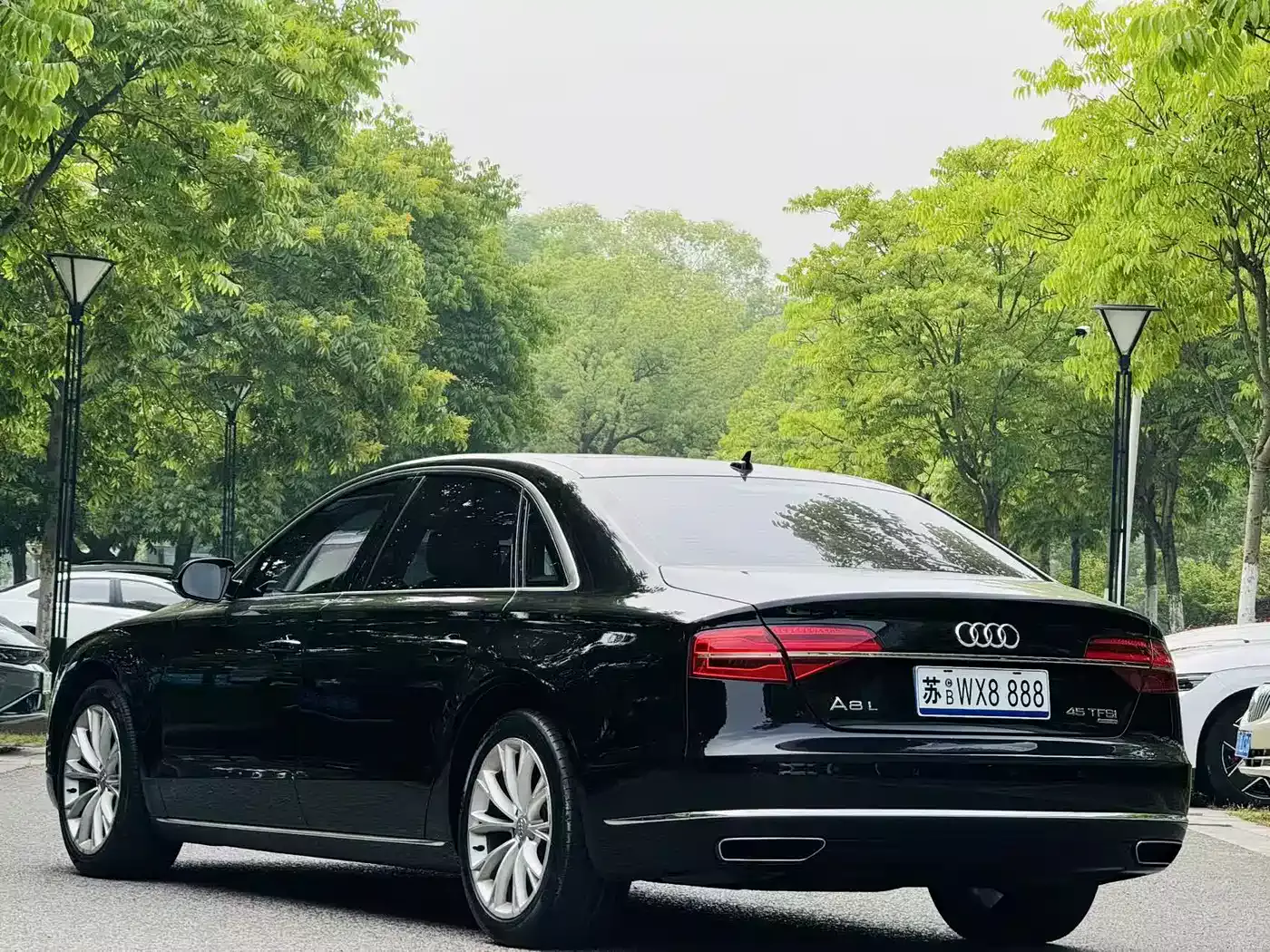 Audi A8 2016 A8L 45 TFSI quattro Fashion фото 6