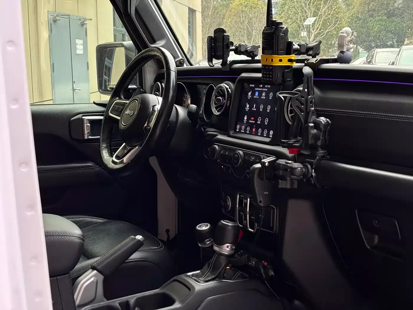Jeep Wrangler 2019 2.0T Sahara 4-Door China V фото 9