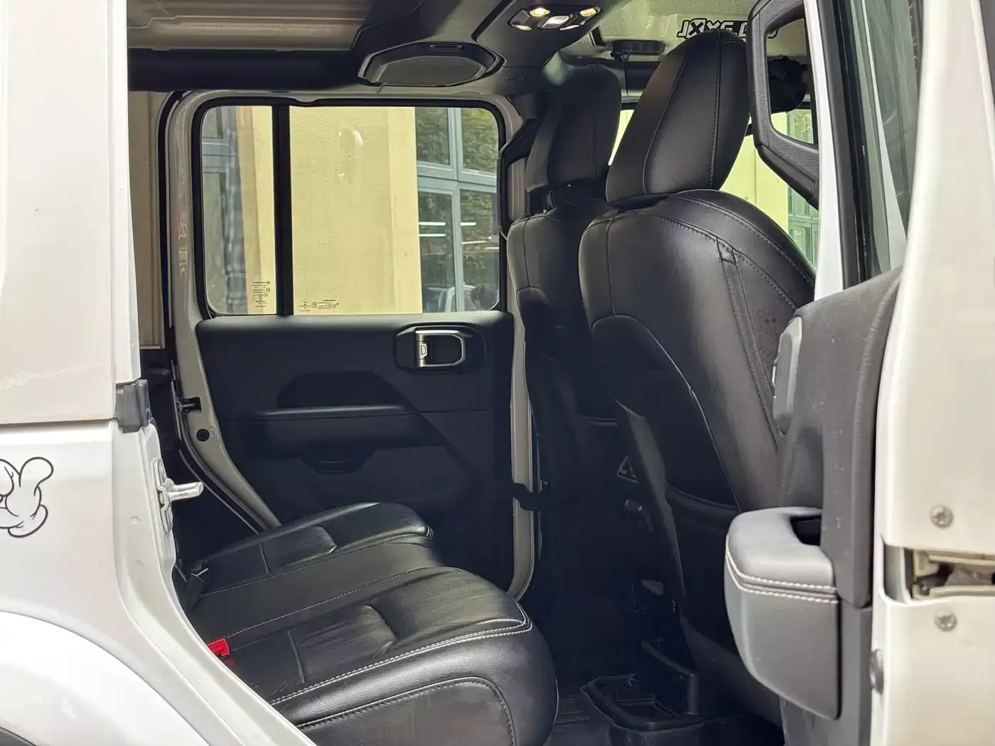 Jeep Wrangler 2019 2.0T Sahara 4-Door China V фото 11