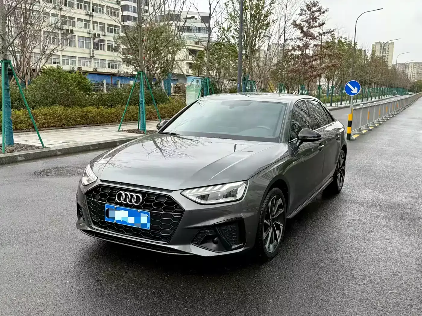 Audi A4L 2023 40 TFSI Luxury Sport