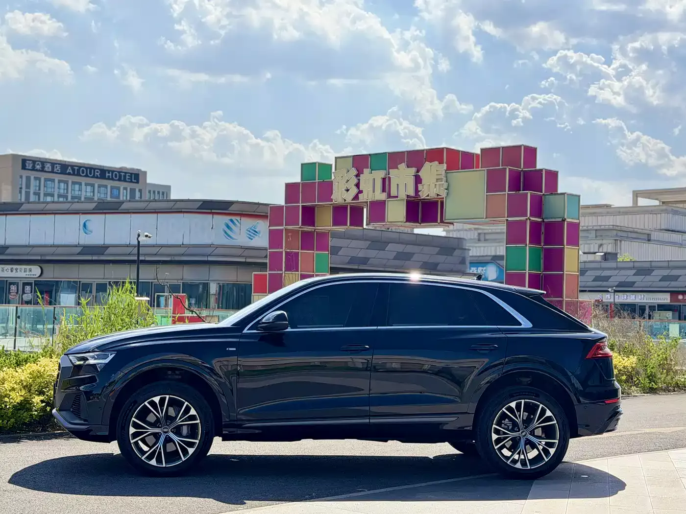 Audi Q8 2021 Model 55 TFSI Luxury Dynamic фото 4
