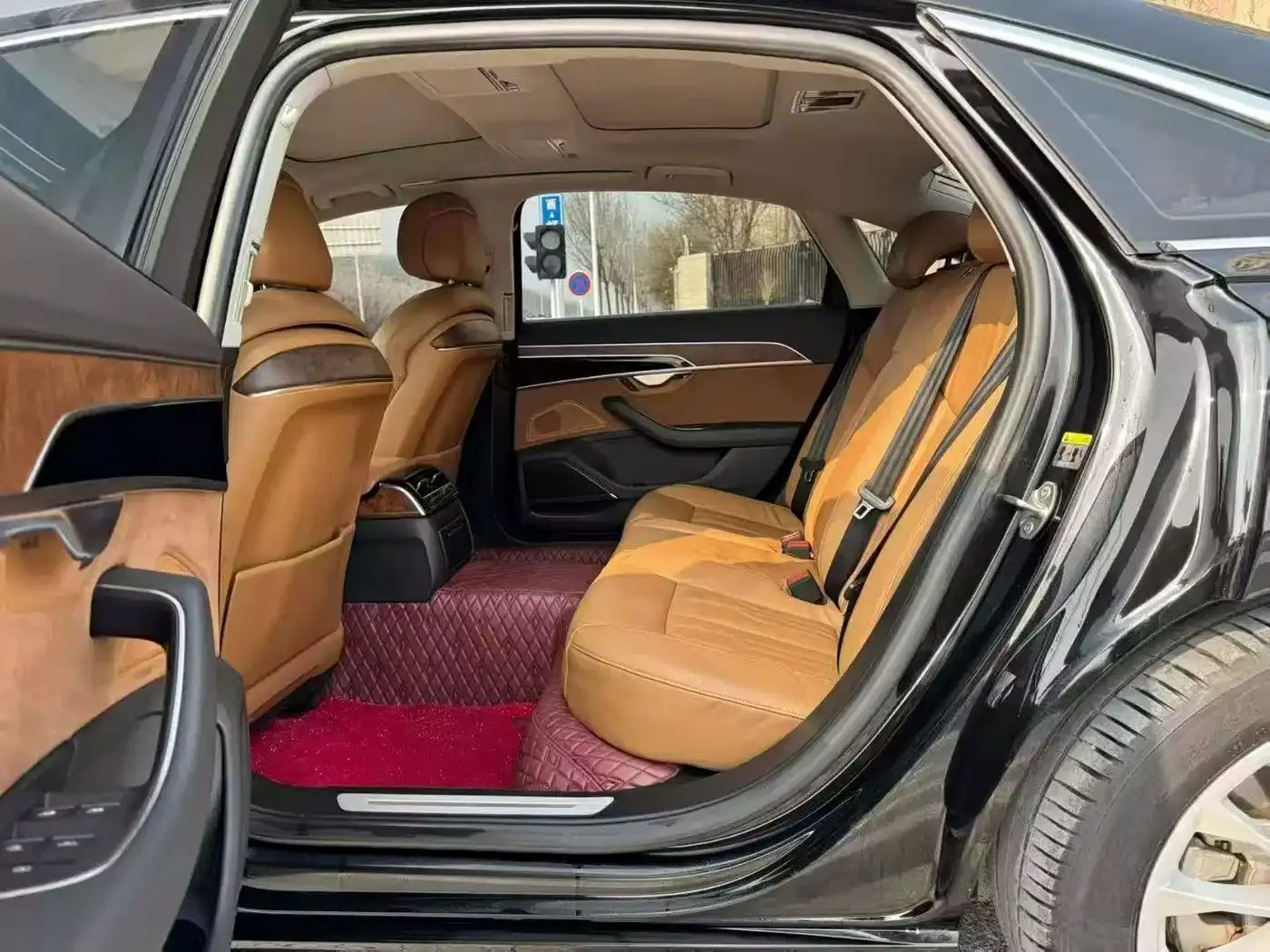 Audi A8 2018 A8L 55 TFSI quattro Launch Premium фото 6