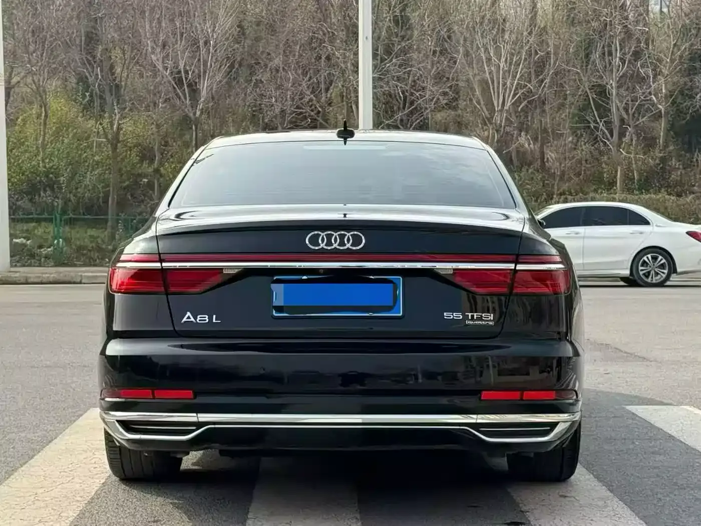 Audi A8 2018 A8L 55 TFSI quattro Launch Premium фото 8
