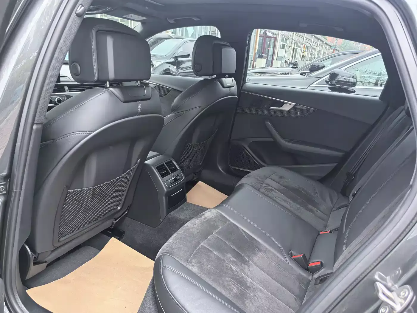Audi A4L 2020 45 TFSI quattro Premium Dynamic фото 8