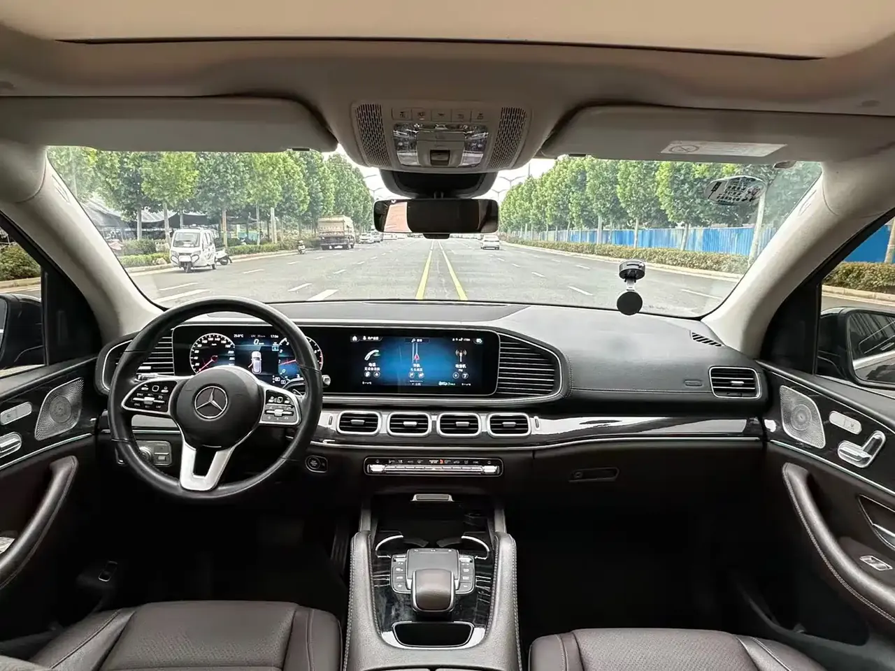 Mercedes-Benz GLE 2023 GLE 350 4MATIC Dynamic фото 4