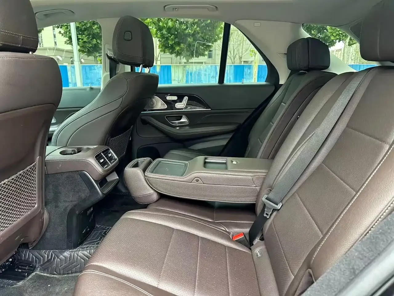Mercedes-Benz GLE 2023 GLE 350 4MATIC Dynamic фото 6