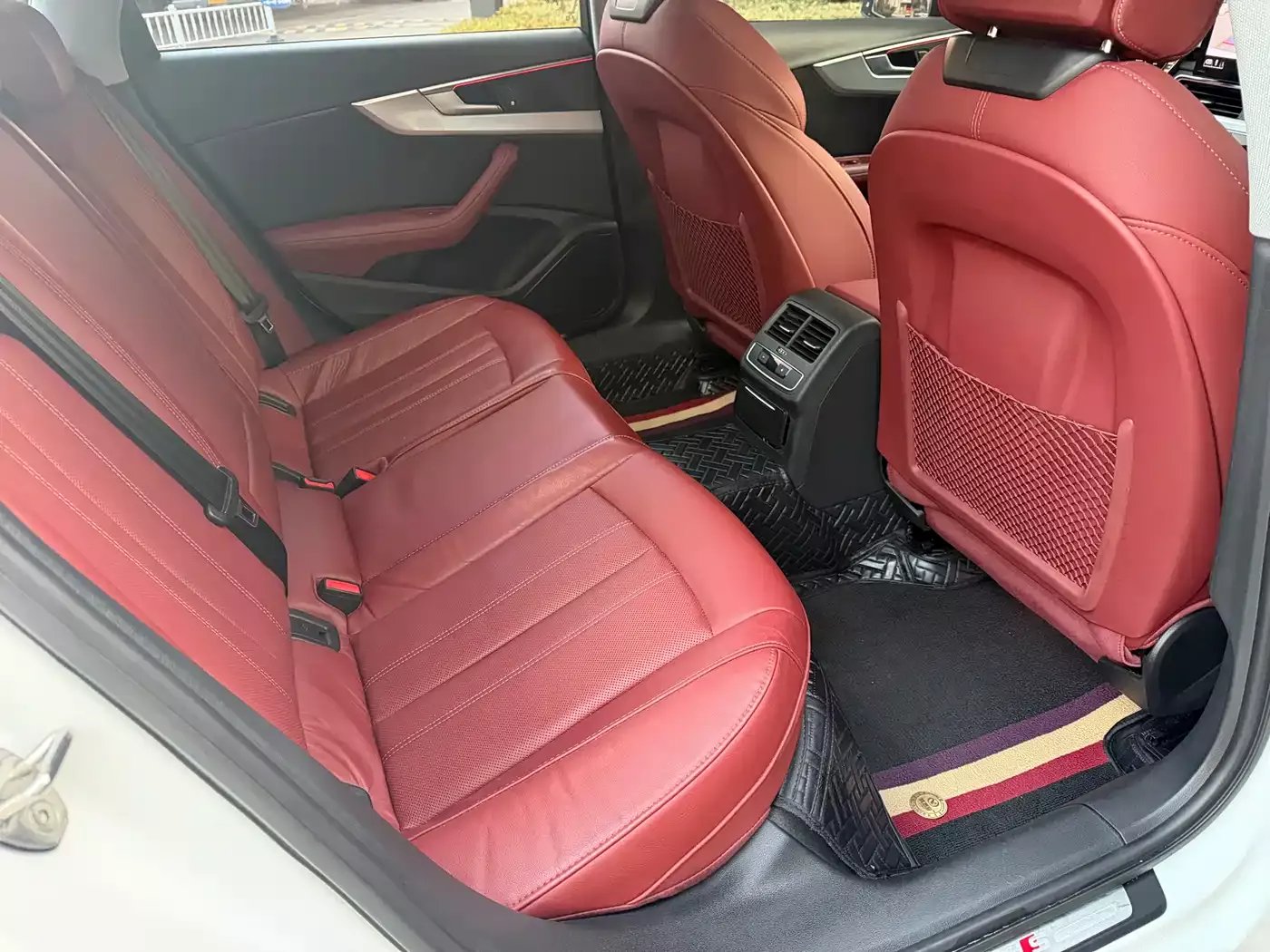Audi A4L 2022 40 TFSI Luxury Dynamic фото 12