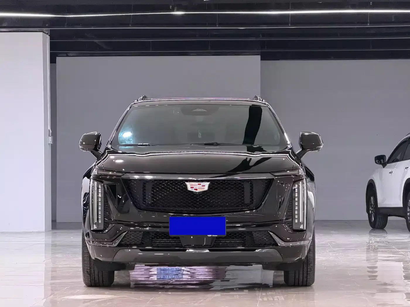 Cadillac XT5 2025 2.0T Premium Model фото 2
