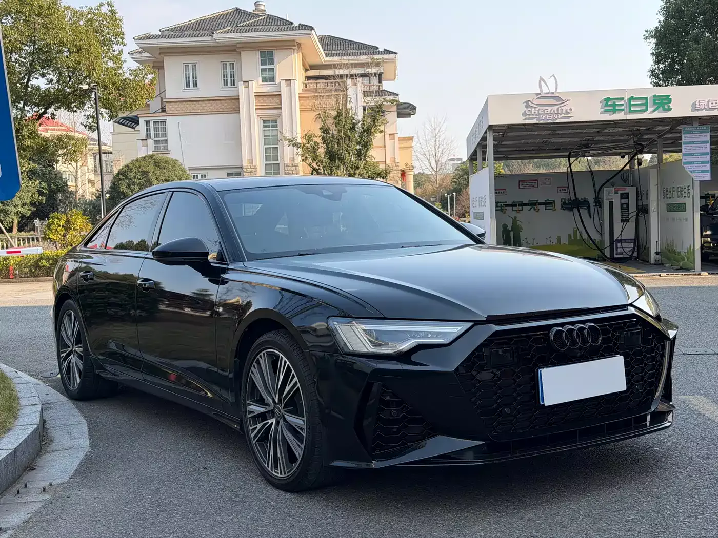 Audi A6L 2020 40 TFSI Luxury Elegance фото 3