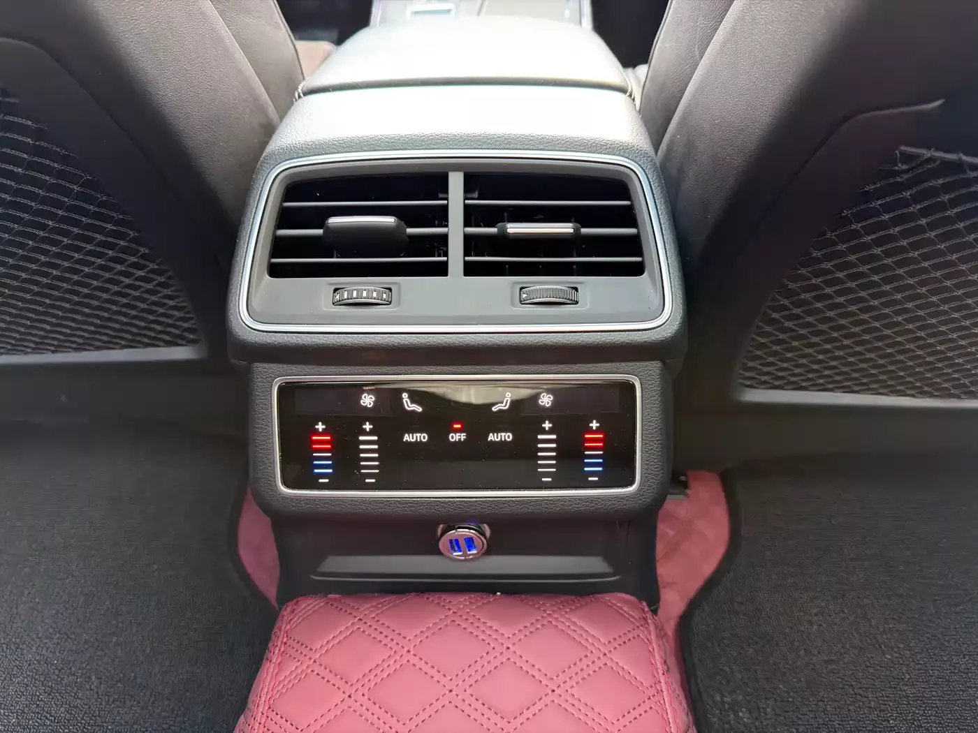 Audi A6L 2020 40 TFSI Luxury Elegance фото 14