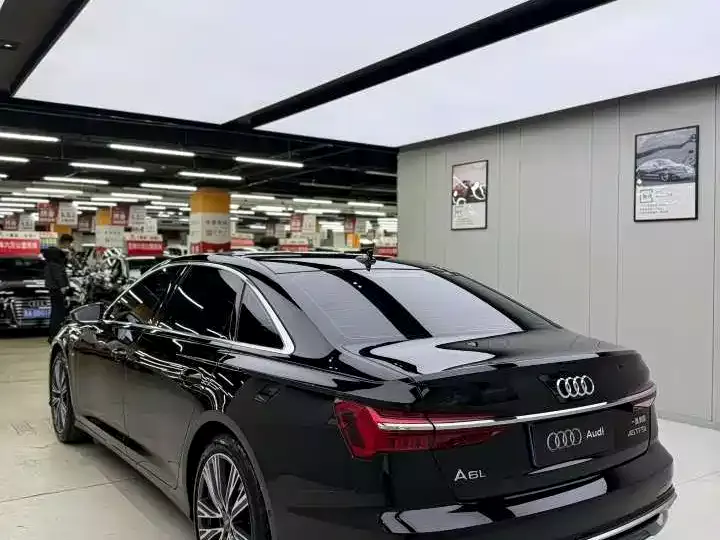 Audi A6L 2024 45 TFSI Premium Dynamic фото 3