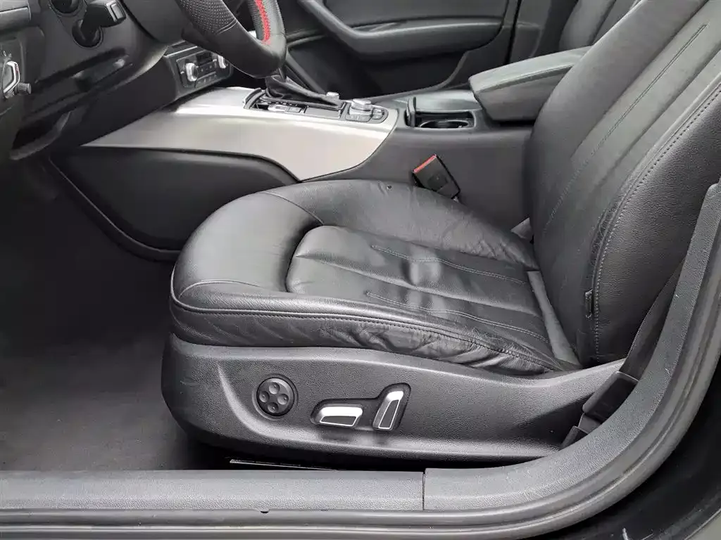 Audi A6L 2016 45 TFSI quattro Sport фото 20