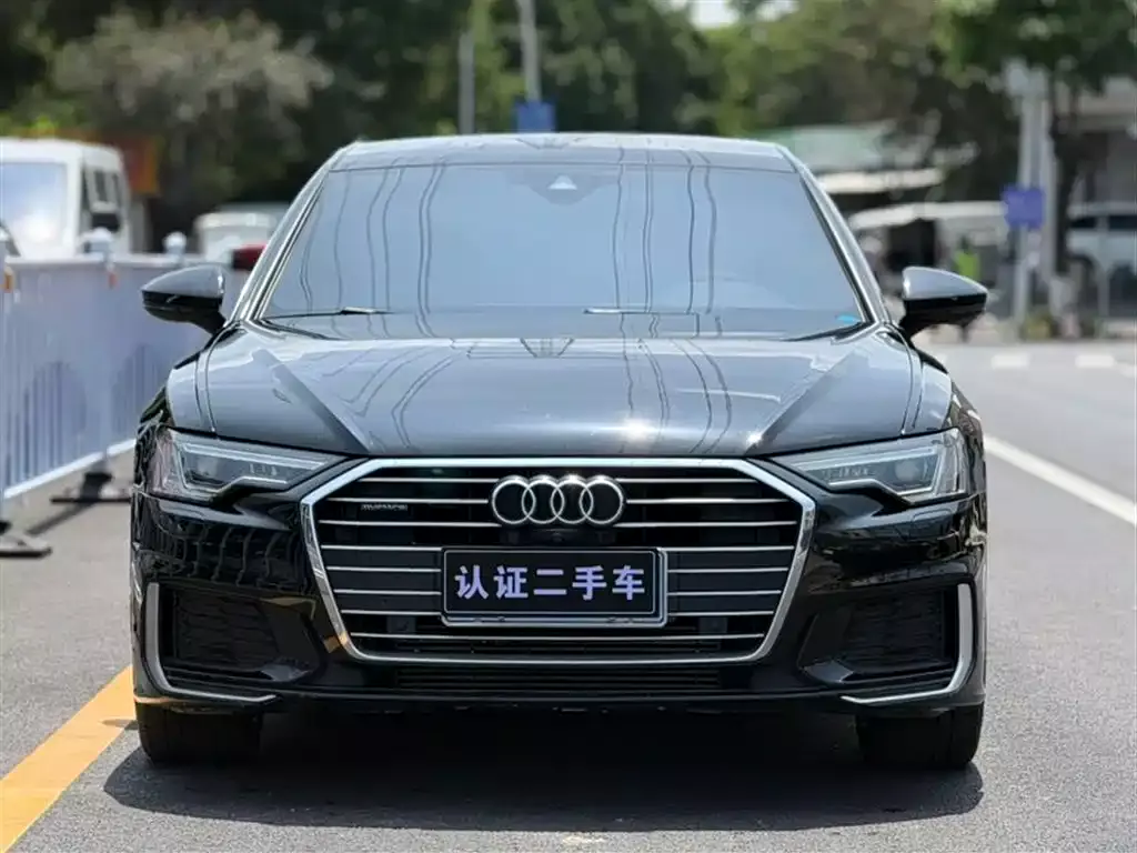 Audi A6L 2021 45 TFSI quattro Exclusive Sport фото 2