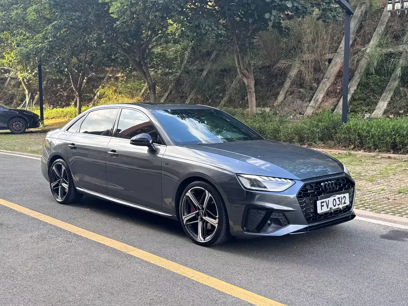 Audi A4L 2022 45 TFSI quattro Premium Dynamic фото 3