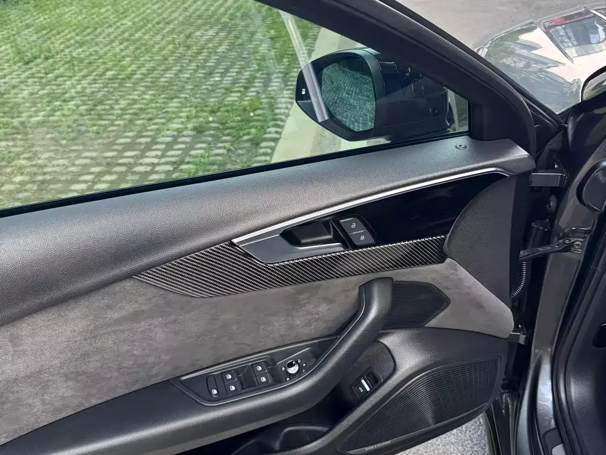 Audi A4L 2022 45 TFSI quattro Premium Dynamic фото 19