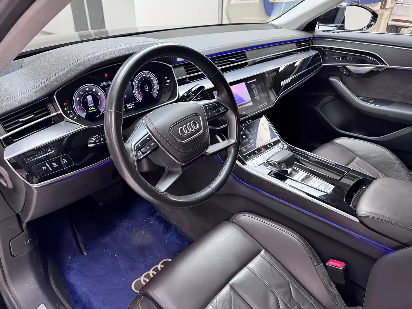 Audi A8 2019 A8L 50 TFSI quattro Comfort фото 5