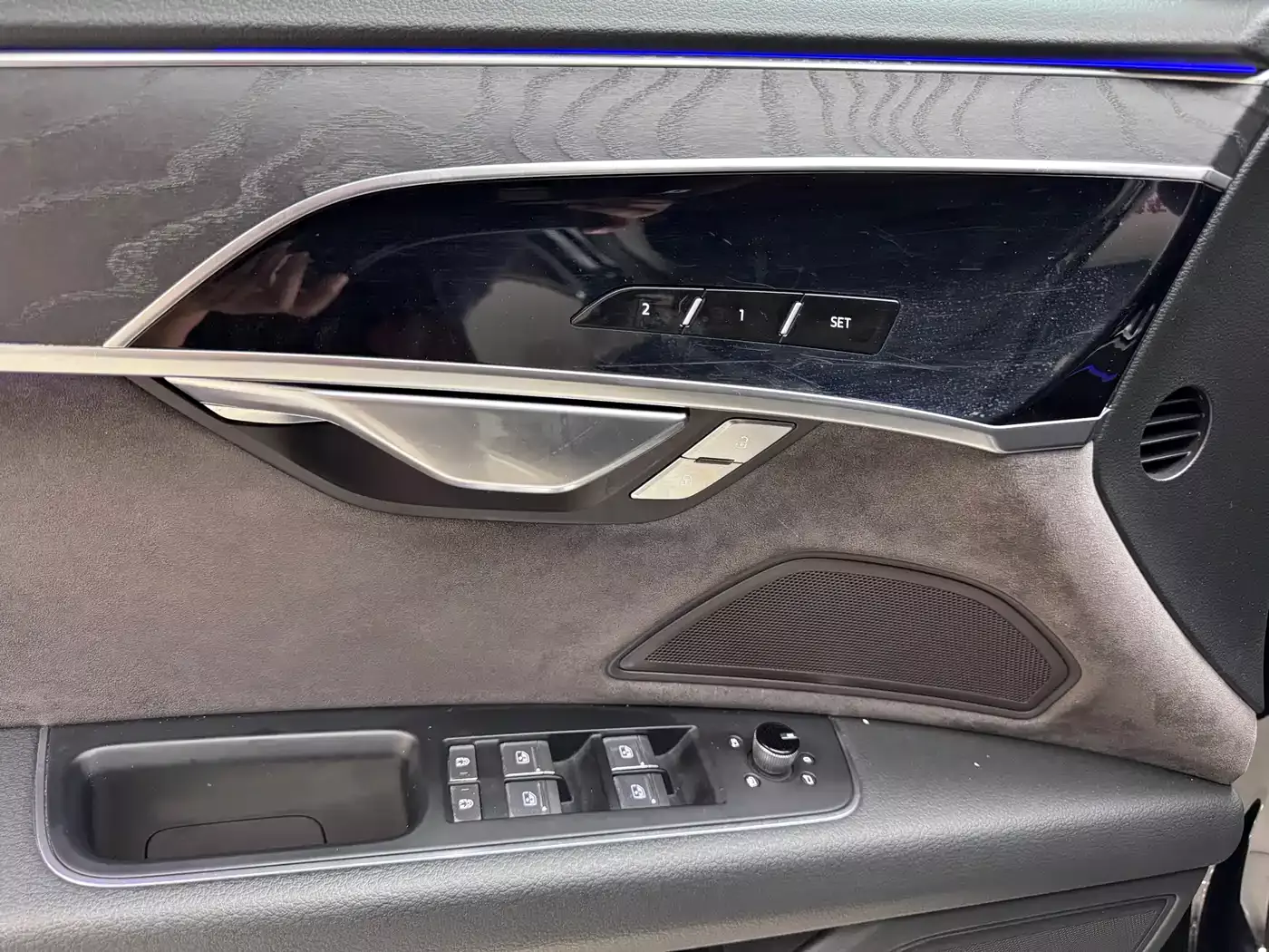 Audi A8 2019 A8L 50 TFSI quattro Comfort фото 6