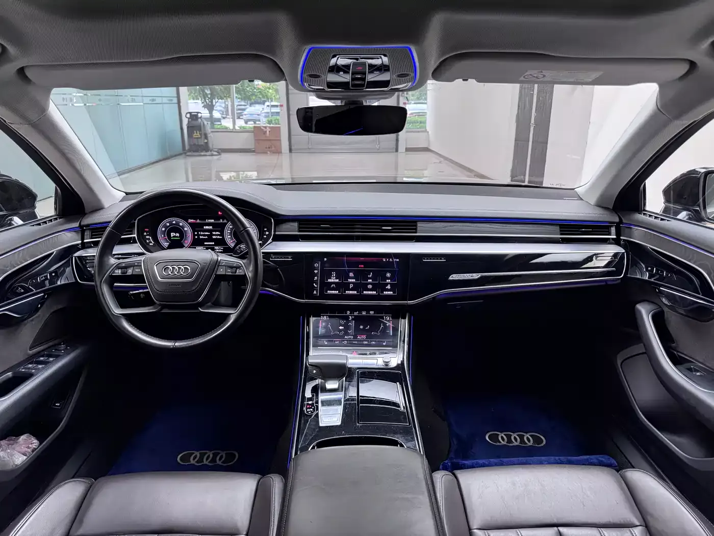 Audi A8 2019 A8L 50 TFSI quattro Comfort фото 17