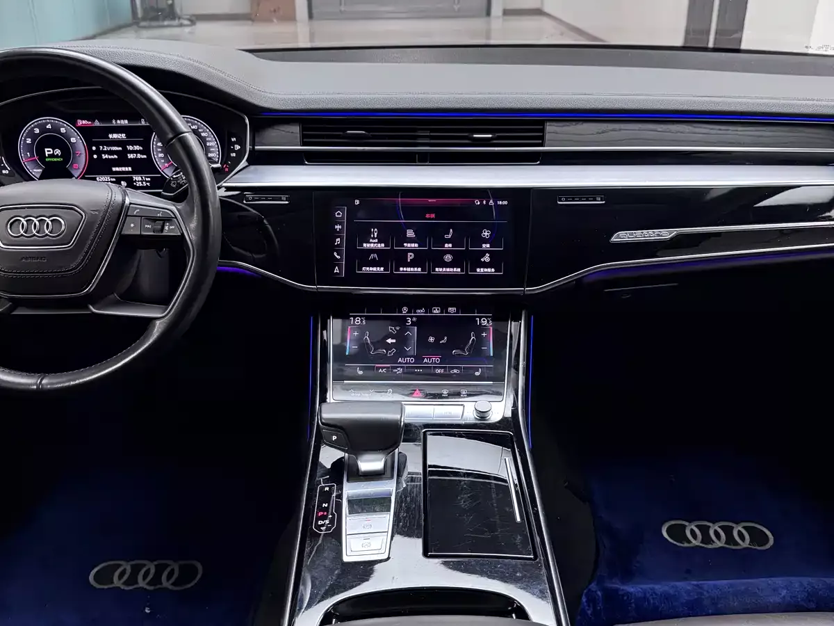 Audi A8 2019 A8L 50 TFSI quattro Comfort фото 20