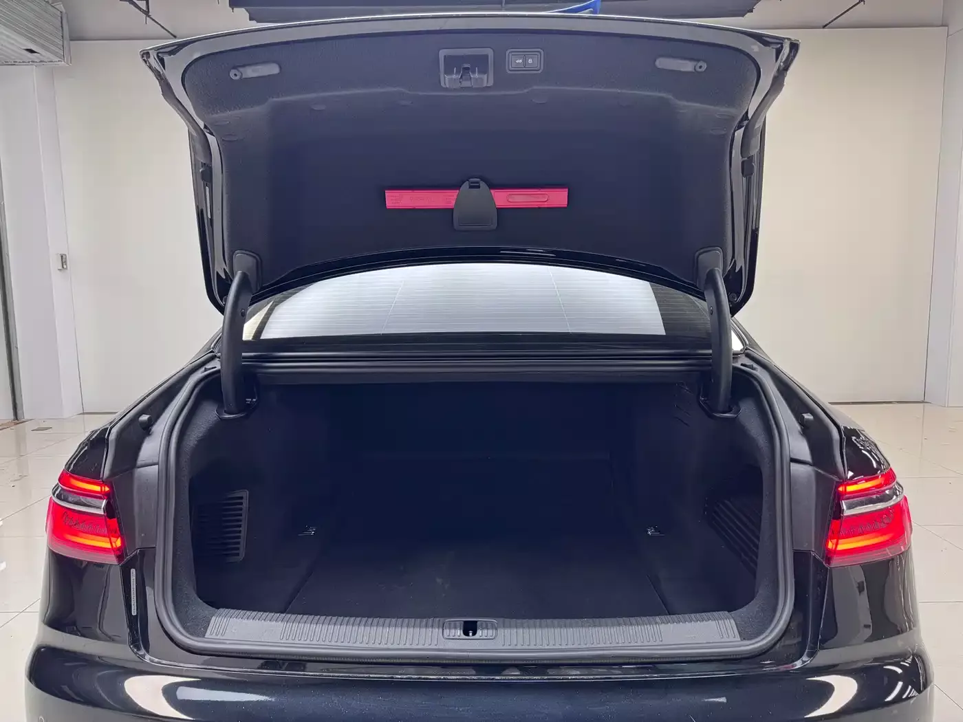 Audi A8 2019 A8L 50 TFSI quattro Comfort фото 33